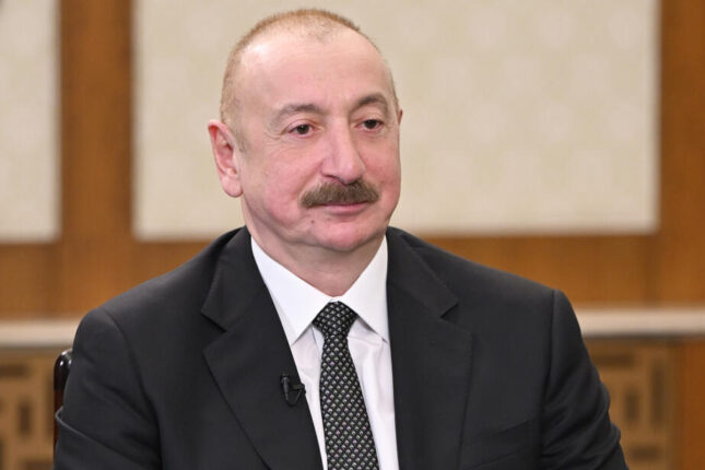 İlham Əliyev Əlcəzair Prezidentini təbrik edib