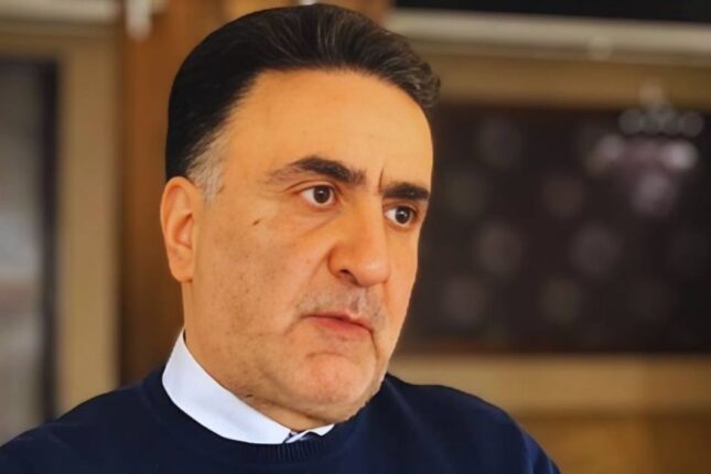 “İranı dəyişməliyik, özü də tez zamanda” “İranı dəyişməliyik, özü də tez zamanda”