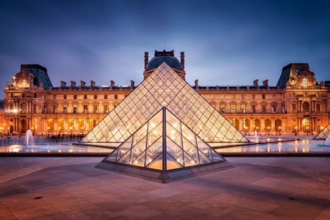 Luvr muzeyi fəaliyyətini dayandıra bilər