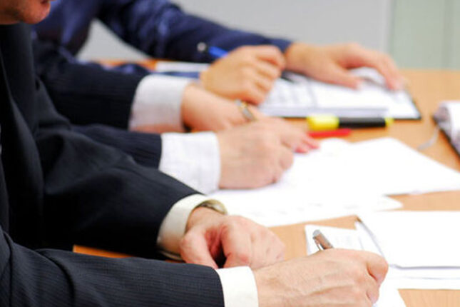 Xüsusi icra məmurları ilə bağlı qaydalar təsdiqləndi