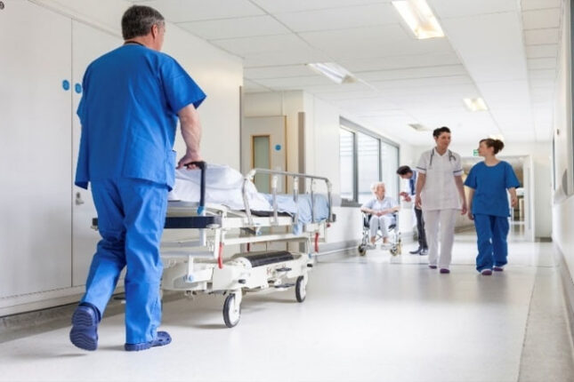 Ucarda 14 nəfər zəhərləndi