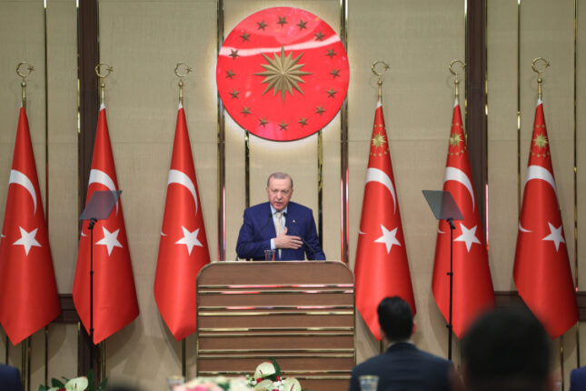 Ərdoğan: “Heç bir türk vətəndaşı zülmə məruz qalmayacaq”