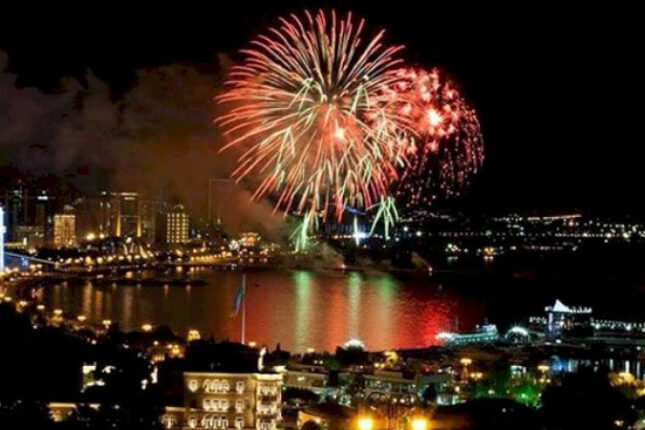 Sabah Bakıda atəşfəşanlıq olacaq Sabah Bakıda atəşfəşanlıq olacaq