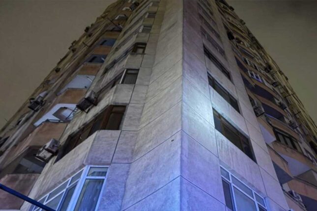 3 nəfərin öldüyü yanan binadan yeni – VİDEO 3 nəfərin öldüyü yanan binadan yeni – VİDEO