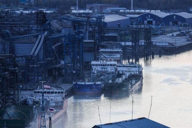 Rostov-na-Donuda gəmiyə PUA hücumu olub, 2 nəfər ölüb