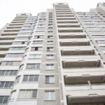 kisi-ozunu-binadan-atdi-8211-foto