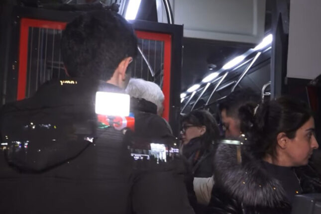 “Bir manat versək də, ayaq üstə gedirik” – Video