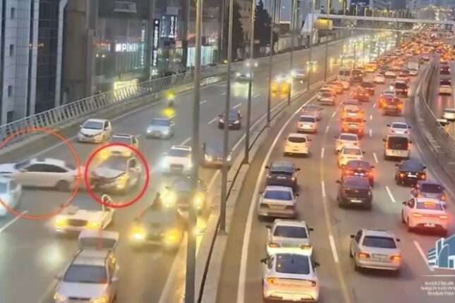 Toya gedən maşınlar qəza törətdi: 6 maşın toqquşdu – Video