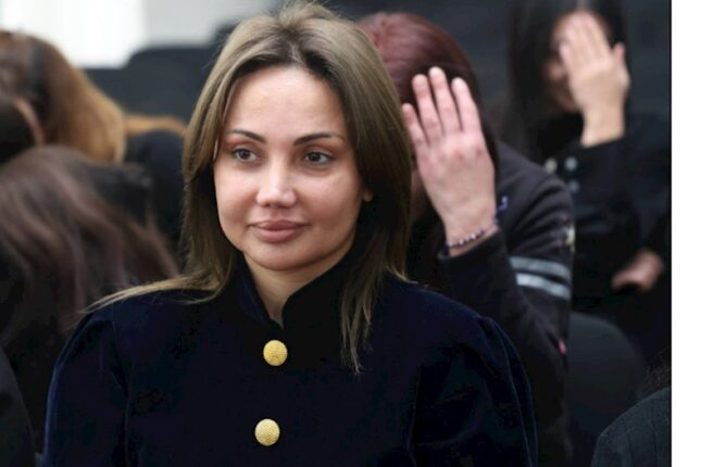 Müğənni Dəniz Əsədova azadlığa buraxıldı — VİDEO