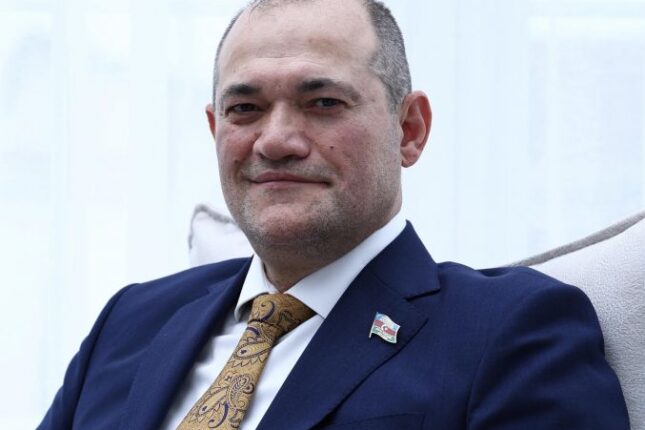 Deputatdan Gömrük Komitəsinə sərt sözlər – “İşçilər qorxu içindədir”