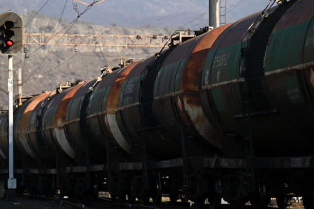 Azərbaycan yanacağını Ermənistana çatdıran ilk qatarın görüntüləri – VİDEO