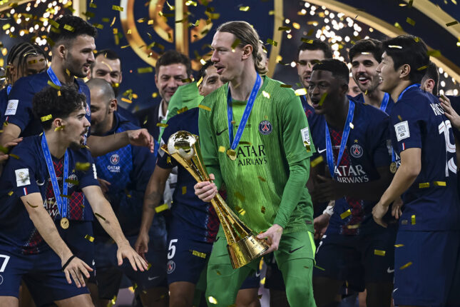 Ayın oyunçusu seçildi