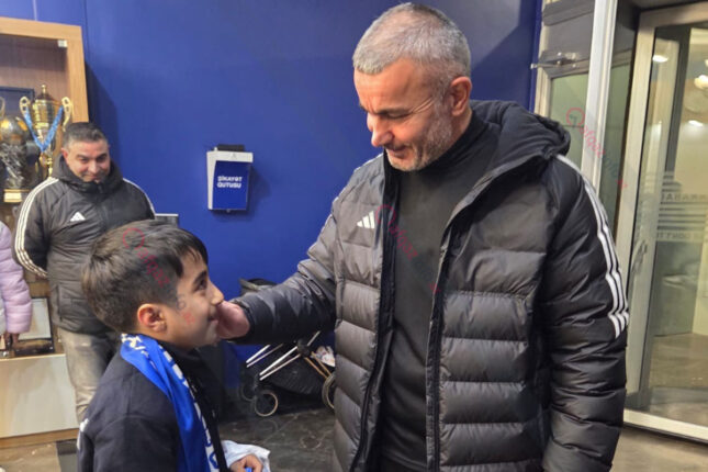 Qurban Qurbanov Əkbərlə belə görüşdü – Video