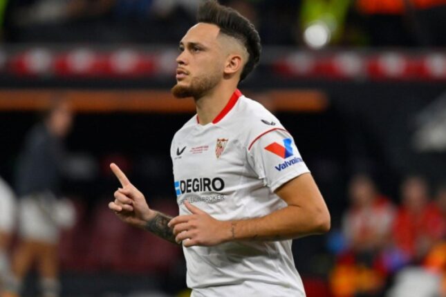 Argentinalı futbolçunun üzündə iflic aşkarlandı Argentinalı futbolçunun üzündə iflic aşkarlandı