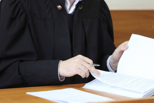 Xidməti vəsiqələrinin nümunələrini Məhkəmə-Hüquq Şurası təsdiqləyəcək