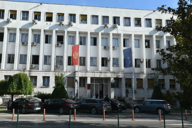 Monteneqro XİN Azərbaycan vətəndaşlarına viza verilməsi qaydalarını izah edib