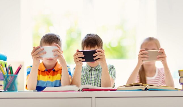 “Boşanmaların səbəbi cəza görməyən uşaqlardır”