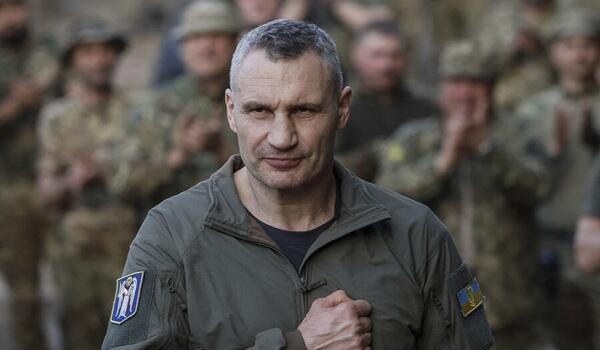 600 min insan Kiyevi tərk edib – Kliçko