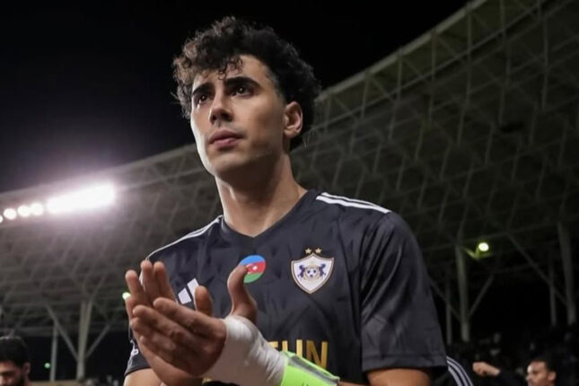 Bəhlul qolu ilə tarixə düşdü