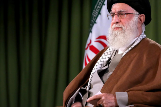 “Xamineyi istefa verməli, referendum keçirilməlidir”