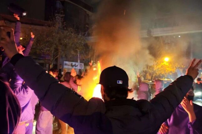 İranda etirazlar zamanı ölənlərin sayı artır