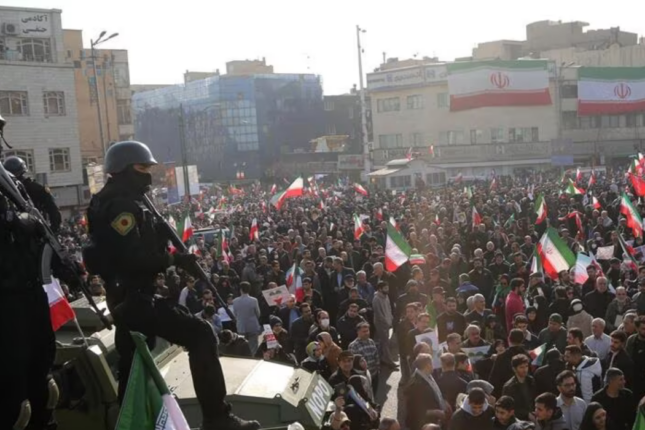 Tehranın narazıları bir araya gətirmək planı: Yeni “lider” kim olacaq?