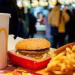 Uşaqlarınıza “Macdonalds” qidaları ALMAYIN! – Mütəxəssisdən ÇAĞIRIŞ usaqlariniza-macdonalds-qidalari-almayin-mutexessisden-cagiris