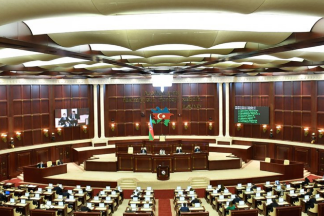 Bu deputatlar sahibkarlıq fəaliyyəti ilə məşğul olurlar? – Siyahı