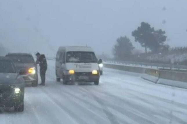 Bakı-Şamaxı yolunda hərəkət çətinləşdi – VİDEO