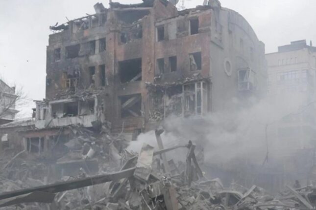 Rusiya ordusu Xarkova raket zərbəsi endirib, ölənlər və yaralılar var Rusiya ordusu Xarkova raket zərbəsi endirib, ölənlər və yaralılar var