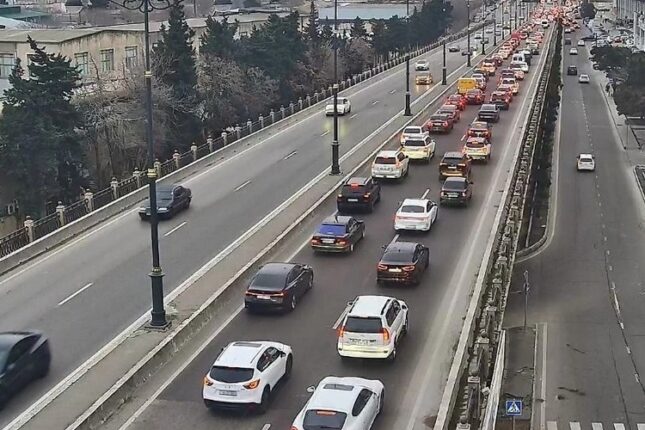 Bu yollarda sıxlıq var – SİYAHI