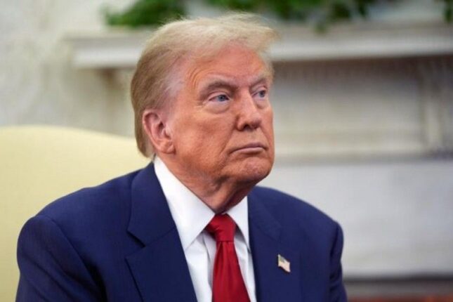 Tramp İrana zərbə endirməkdən özü imtina etdiyini deyib