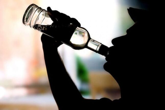 Spirtli içkidən zəhərlənib öldü