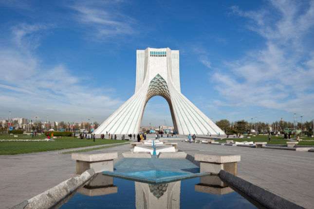 “Tehran vaxt qazanır, danışıqlar mənasızdır”