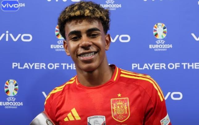 Yamal: “Məscidə getmək ruha rahatlıq gətirir”