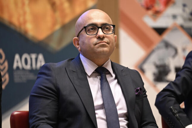 Anar Əzimov vəzifəsindən azad edildi