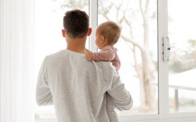 Buna görə kişilərə 14 gün ödənişli məzuniyyət veriləcək