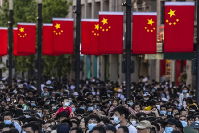 Çində əhalinin sayı azalır