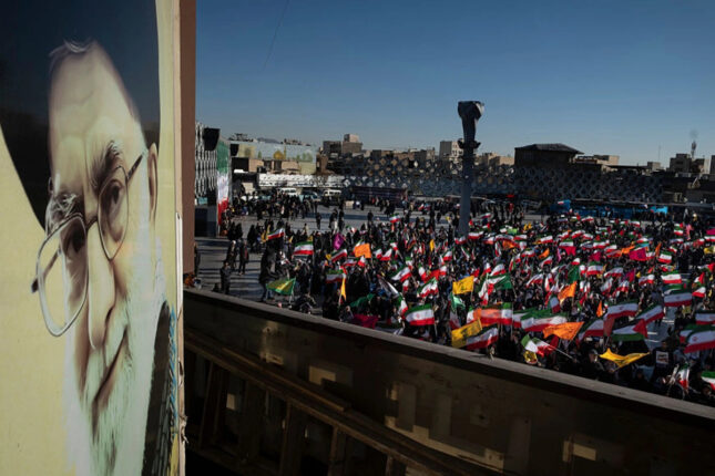 İranda etirazçılar 2 şəhəri nəzarətə götürüb? – Video