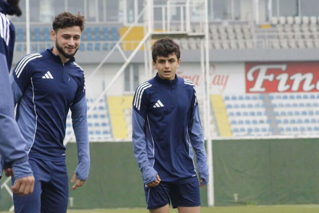 Qurban Qurbanov 16 yaşlı Əlini əsas heyətə çağırdı