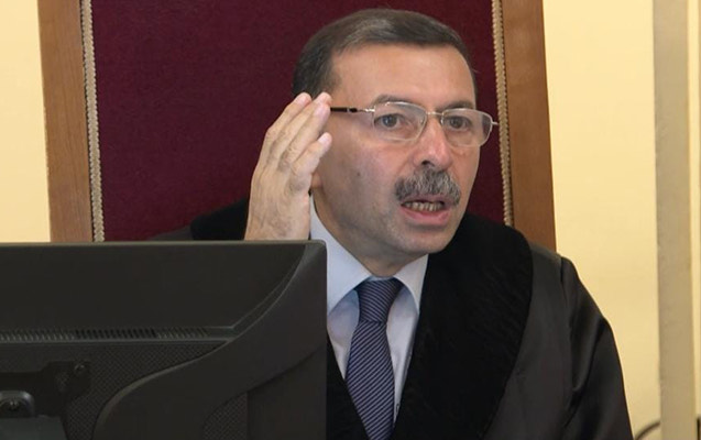 4 881 manatlıq pensiya ilə razılaşmayan sabiq hakim məhkəməyə üz tutdu