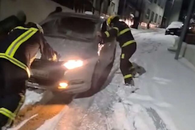 Xankəndi və Kərkicahanda maşınlarda köməksiz qalanlar xilas olundu – VİDEO