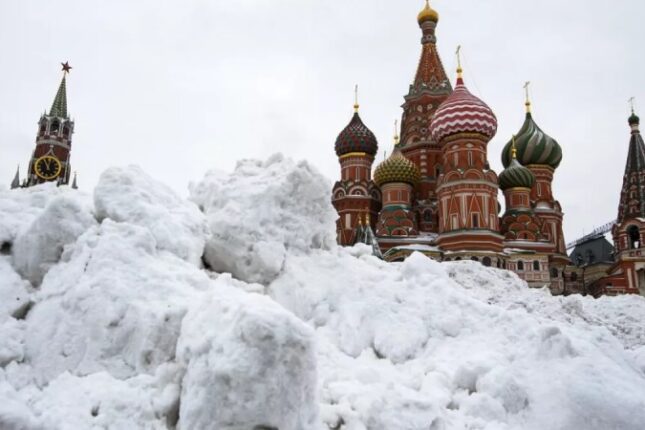 Moskvada yüzlərlə uçuş ləğv olundu