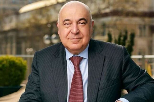 Çingiz Abdullayev: “Bəlkə mənimsənmiş pulların bir faizini…”