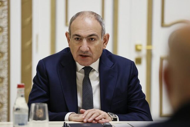 Nikol Paşinyan Sülh Şurasının ilk iclasında iştirak edəcək