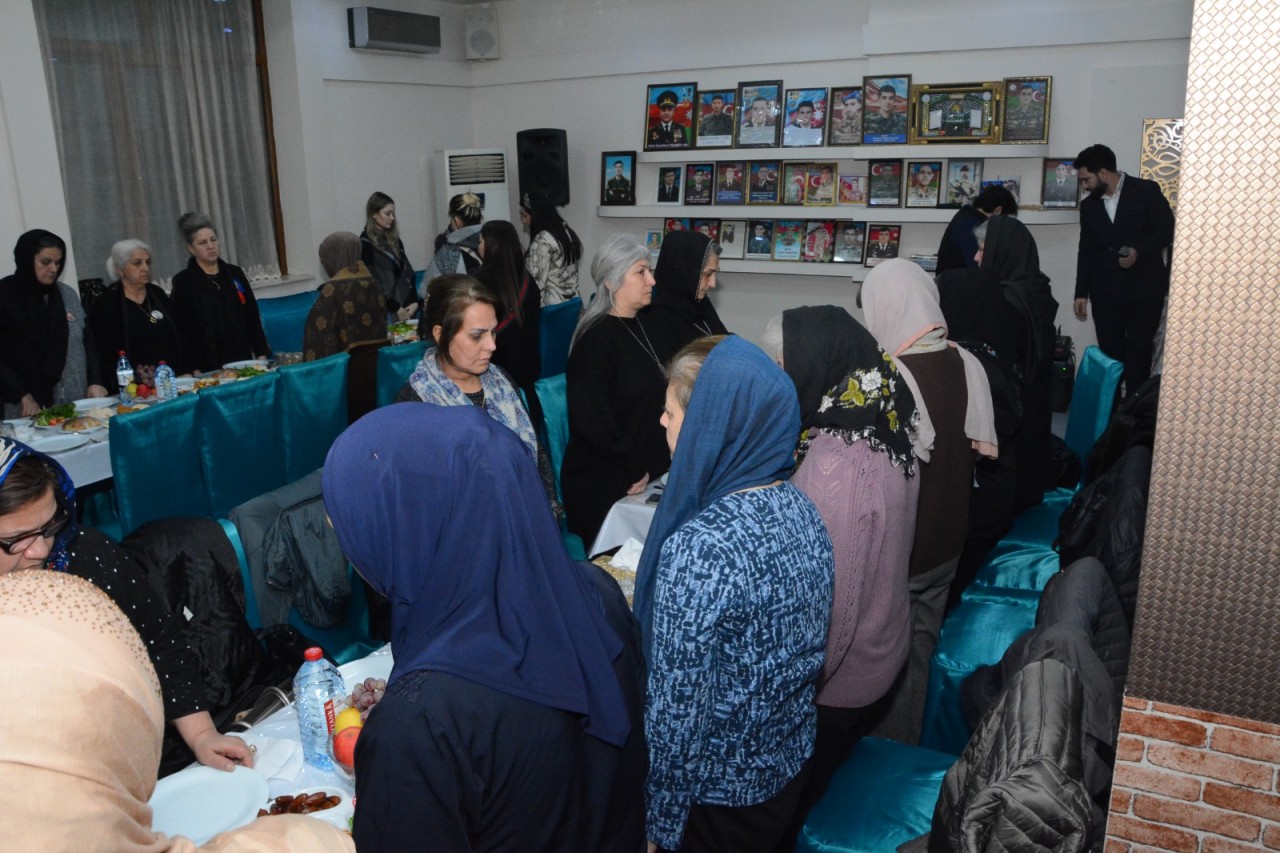 Xətai Rayon İcra Hakimiyyətinin təşkilatçılığı ilə iftar məclisi təşkil edildi – FOTOLAR