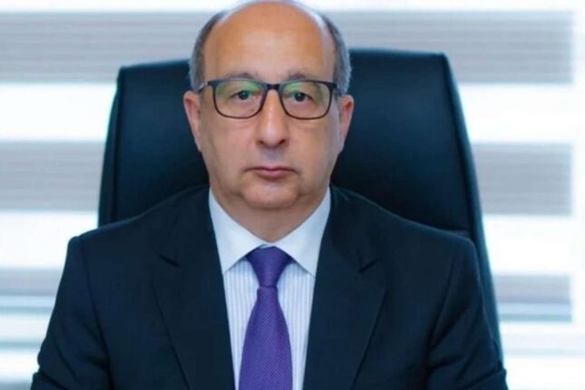 Ülvi Hüseynlini Fazil Məmmədov əvəz edir