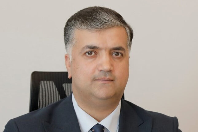 Hasil Abbasov şöbə müdirini işdən çıxardı