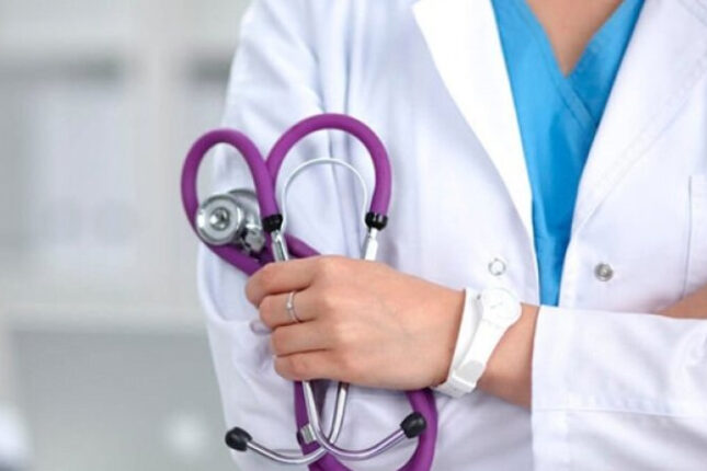 Uşağın ölümünə səbəb olan mama-ginekoloq sənədi necə saxtalaşdırıb? Uşağın ölümünə səbəb olan mama-ginekoloq sənədi necə saxtalaşdırıb?