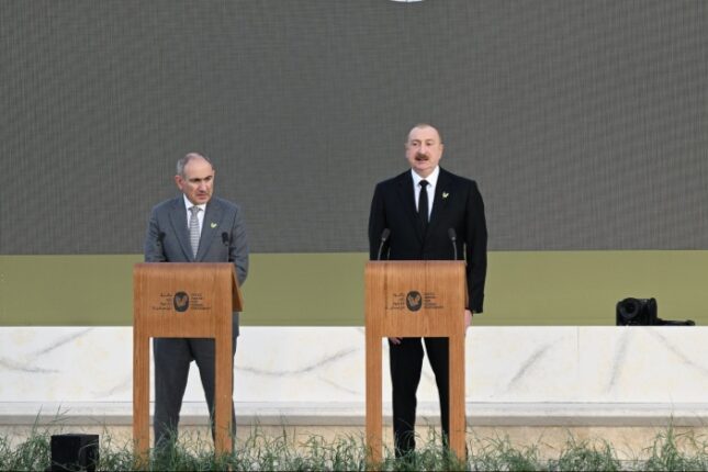 Azərbaycan Prezidenti Trampa təşəkkür etdi